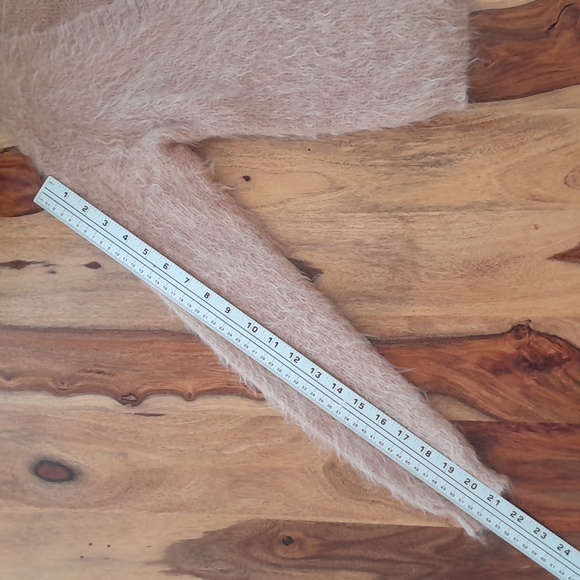 EUC- Kaelen Genuine Mohair Cardigan - Picture 12 of 16